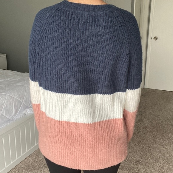Pink Lily Boutique color block sweater - Picture 5 of 13